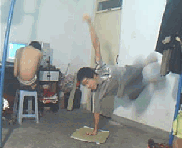 2011072808013619.gif
