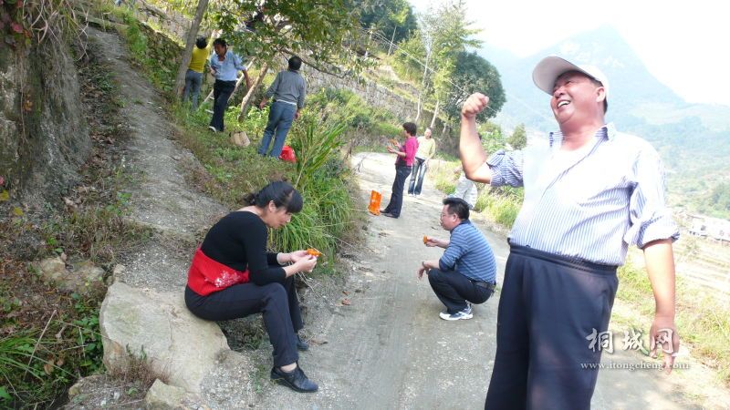 �Բ������Գ��Դ�