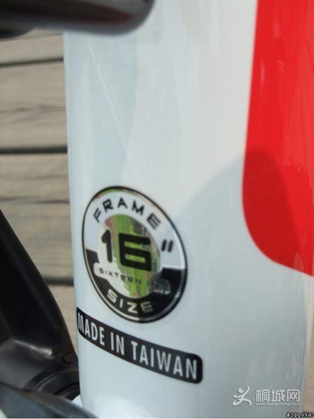 GIANT�ݰ���TALON 18.jpg