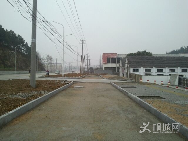 ͬ·_SendPhoto_20130218165041_1.jpg