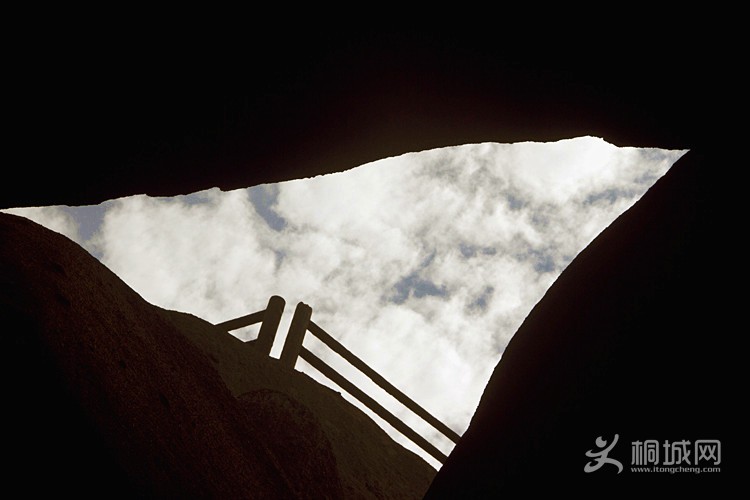 ��ʯɽ�����Ӱ