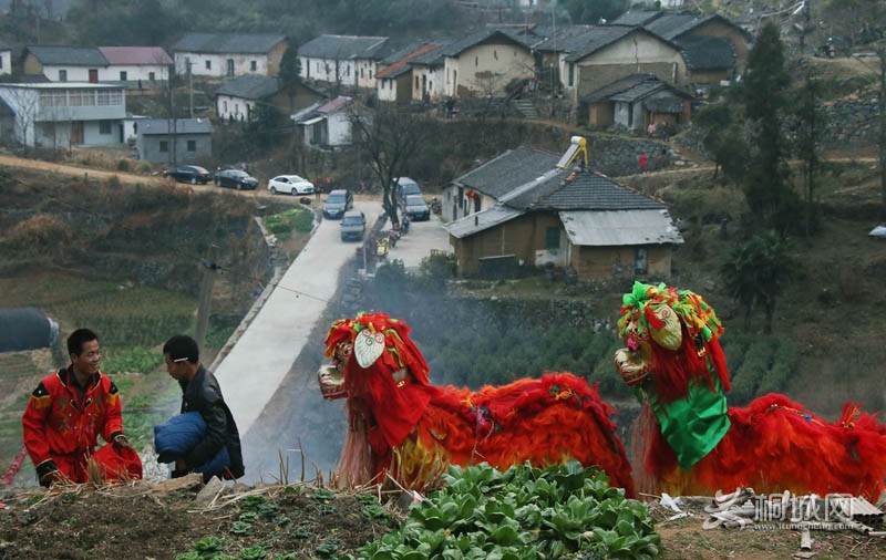 1 ɽ����ζŨ  ʨ�����´�.JPG