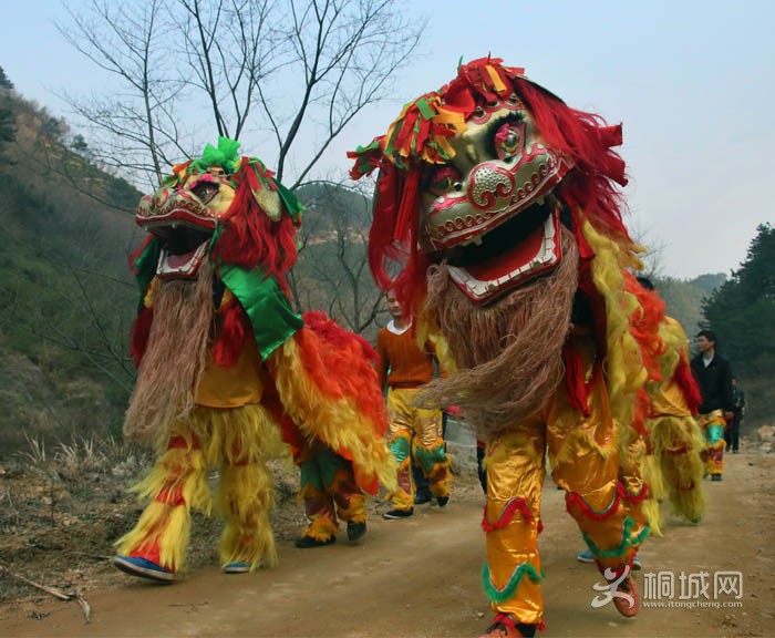 2 ��ʨ��Ǭ��.JPG