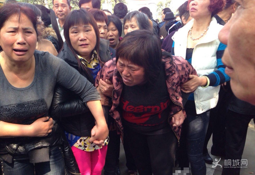 ����̯����ǹܳ�ͻ ����Ȱ���ɱ������ֳ�ͼƬ