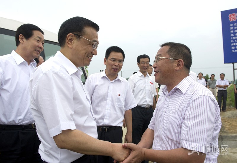 2011��7��4��,�ι���Ժ���������ǿ�����������ʳ���������Ӳ죬�����ˡ���չ�ִ�ũҵ����Ǳ��������Ҫָ ...