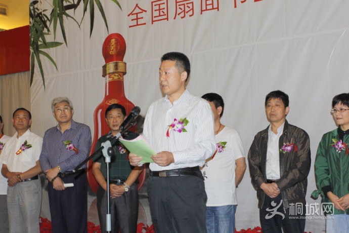 003f7Xk2gy6M8yyx1MFa5&amp;690.jpg