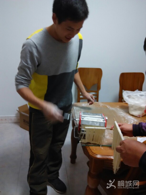 111053xnn4g4bnoqf25l54.jpg