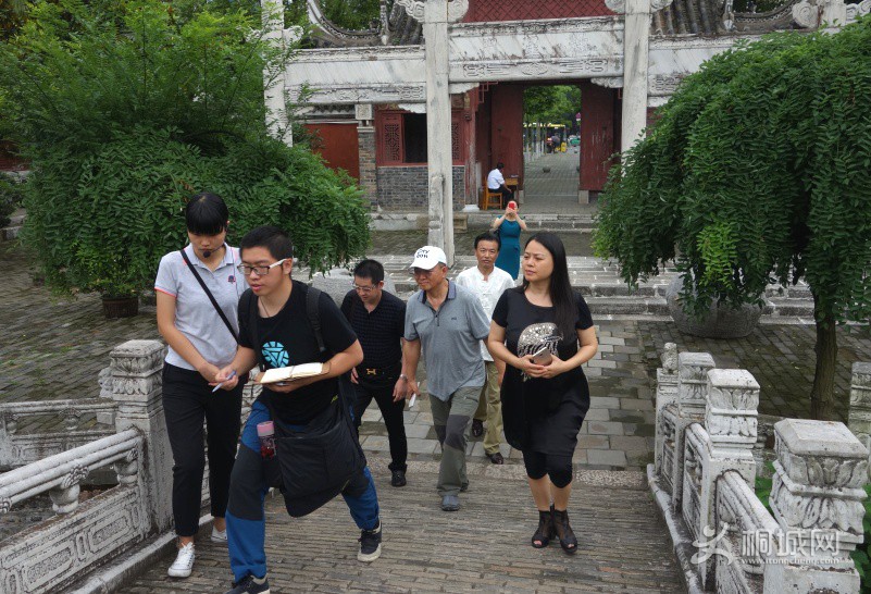 ���ӵ�����ͩ��Ϊ�����������MV����ɷ�