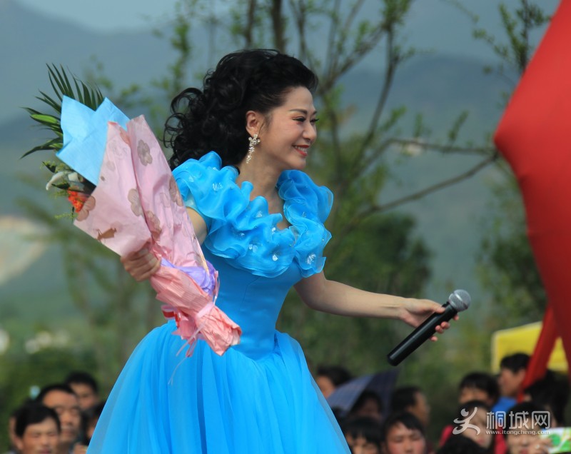 conew_ͩ�Ƿ��ڹ𻨽�ͼƬ (76).jpg