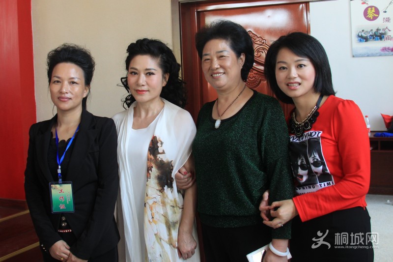 conew_ͩ�Ƿ��ڹ𻨽�ͼƬ (103).jpg