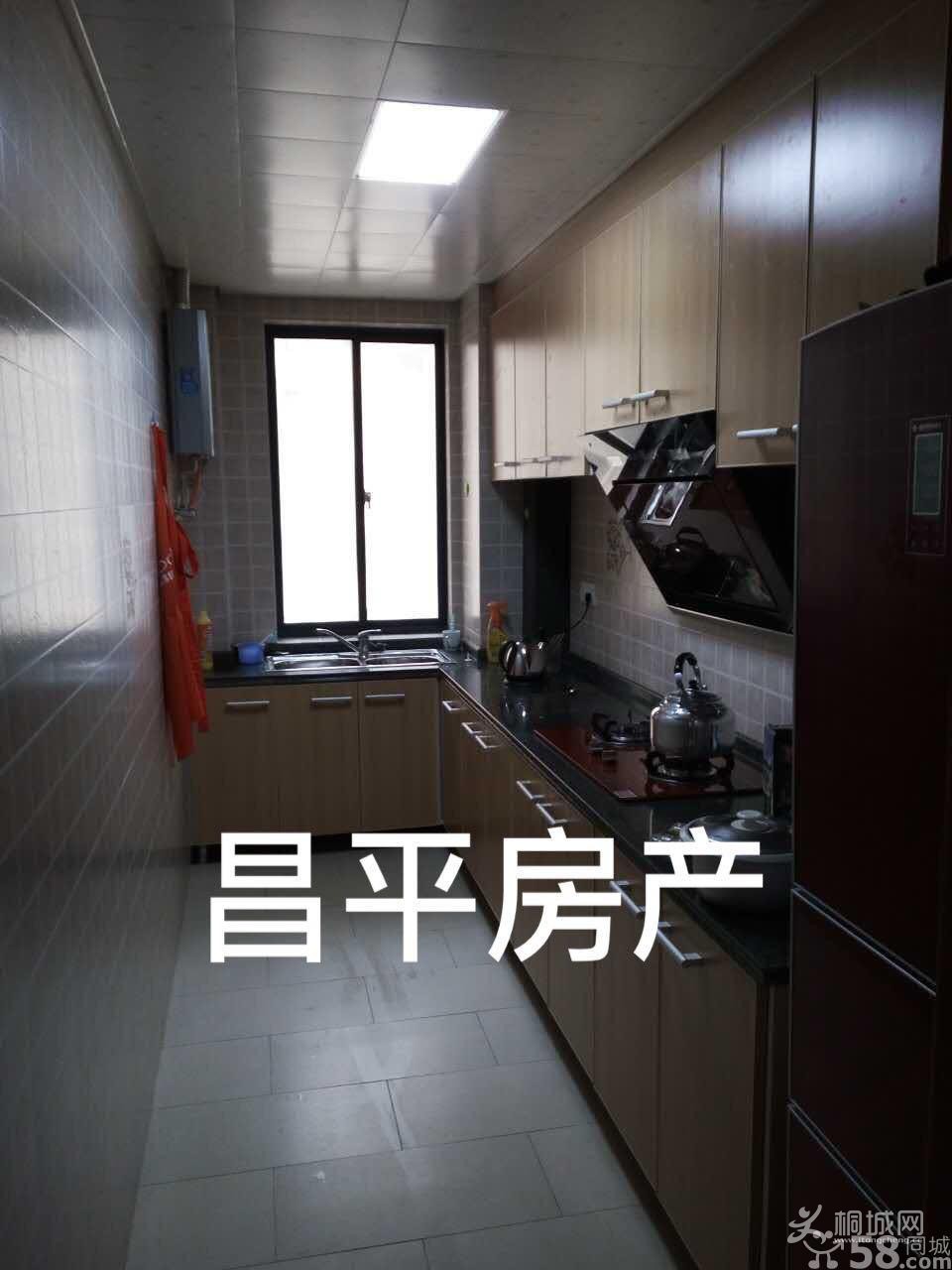 n_v1bl2lwtkcg22fnwzzoq4q.jpg