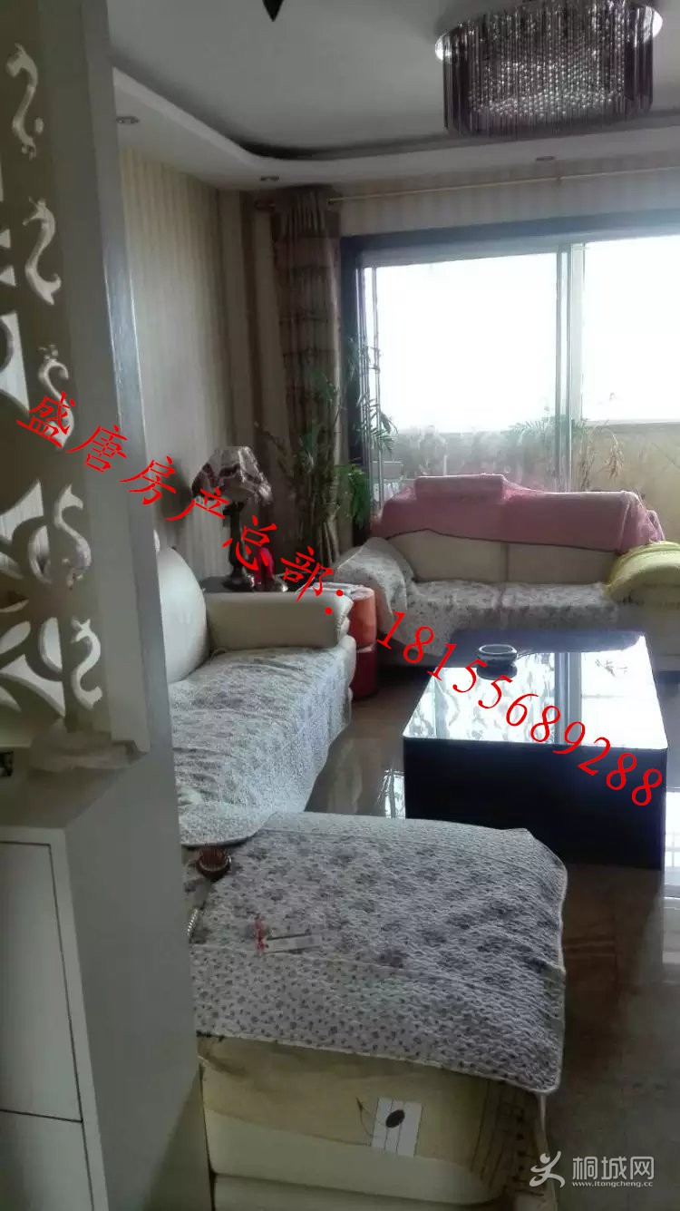 psbCA5CERMX.jpg