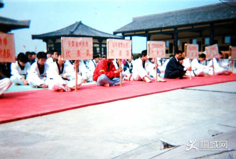 E6.JPG