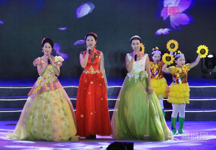 25 IMG_7103-3 V-4.JPG