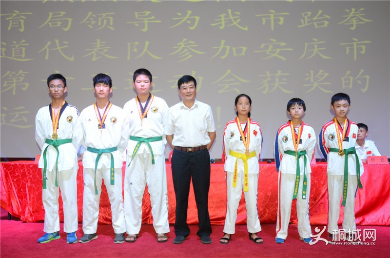 QQ1.jpg