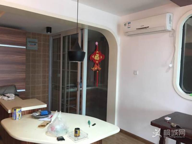 House_7bc8fa8a-d1cb-4201-8a9d-60f694a3d2f5_big.jpg