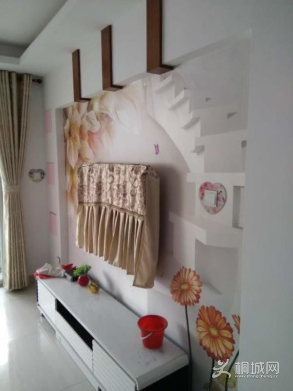 House_431ad027-47d7-48a2-8fa4-61a6af6a71a6_big.jpg