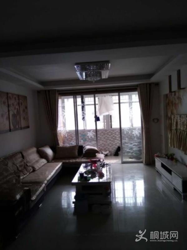 House_b6348eae-a3e9-498e-9d67-fff82ca9cbaf_big.jpg