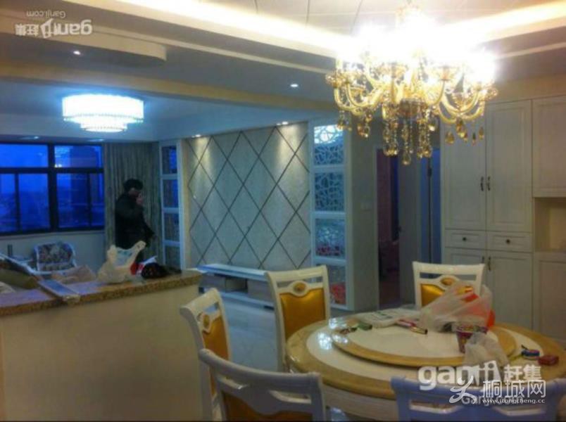 House_2e2c7220-14a1-48fb-87bb-2b86d6b35f65_Big.jpg