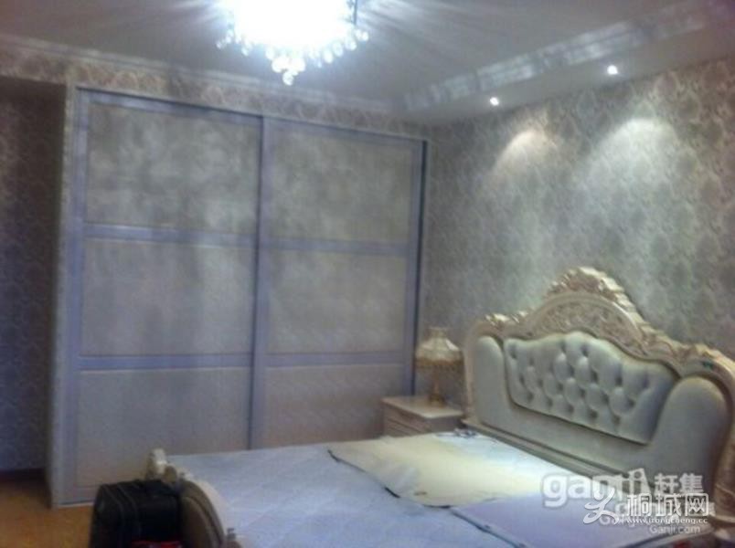 House_5a21ef54-df92-4b5b-991b-540e8b54675f_Big.jpg