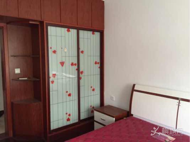 House_34625f45-96de-4aed-aa3d-e27f13a42243_big.jpg
