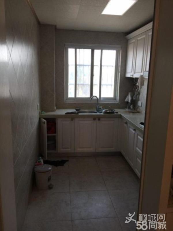 House_9bbea08e-d988-4e65-b68a-04fcac1a5567_Big.jpg