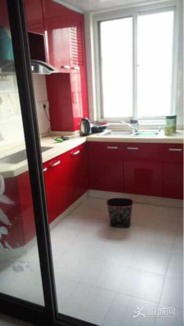 House_c724037a-86ff-4c10-ba2c-21bbe2d63315_big.jpg