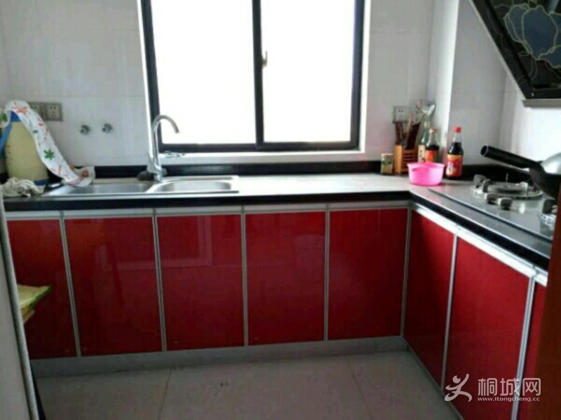 House_3d1e7a06-8db1-420c-8657-fdc1b4b94c1d_big.jpg