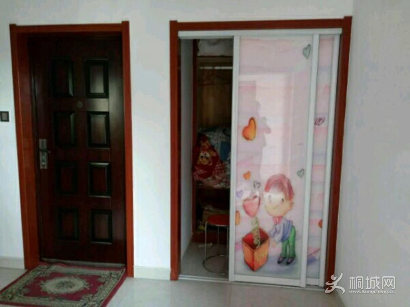 House_114ec982-f5cd-4519-9429-2b0a23105e32_big.jpg