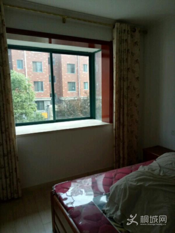 House_90210069-e67b-4b60-a37f-0dda9b94f4e2_big.jpg