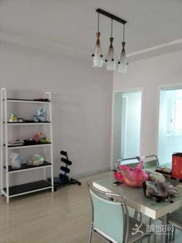 House_8082dce8-b8e4-4516-b002-c68a5656900d_big.jpg