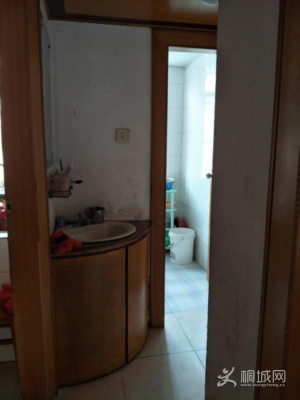 House_1404ecf1-12b9-49a8-b1fb-73918708d406_big.jpg
