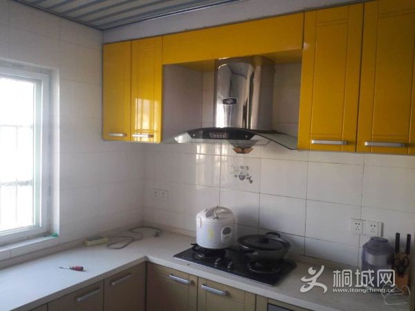 House_74034992-42d9-4996-a997-79b94b07b9af_big.jpg