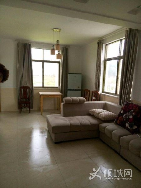 House_b68c6828-565c-43b2-aa1e-94dd281b9609_Big.jpg