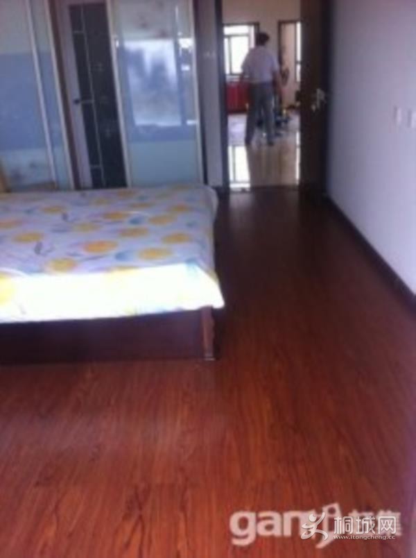 House_6851d0a4-7b1a-48f6-acac-eade6fa2a7cd_Big.jpg