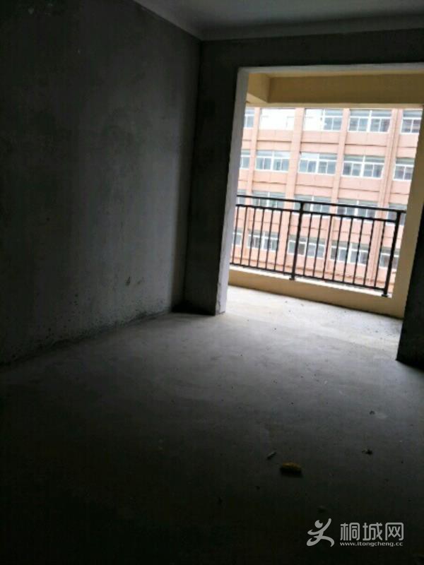 House_5769e7c3-7ad8-4ccc-a195-f1c61d3098aa_big.jpg