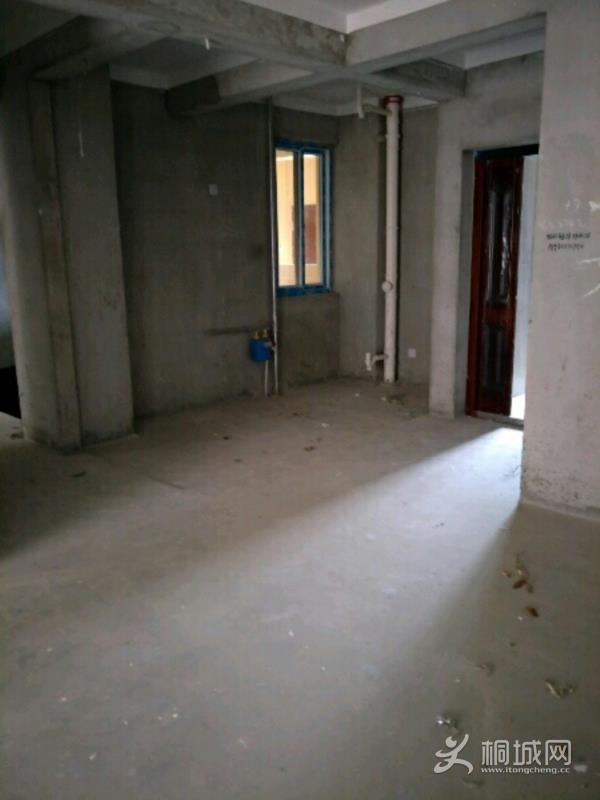 House_d9361a85-da94-48fd-bc74-f01ddb704ab1_big.jpg