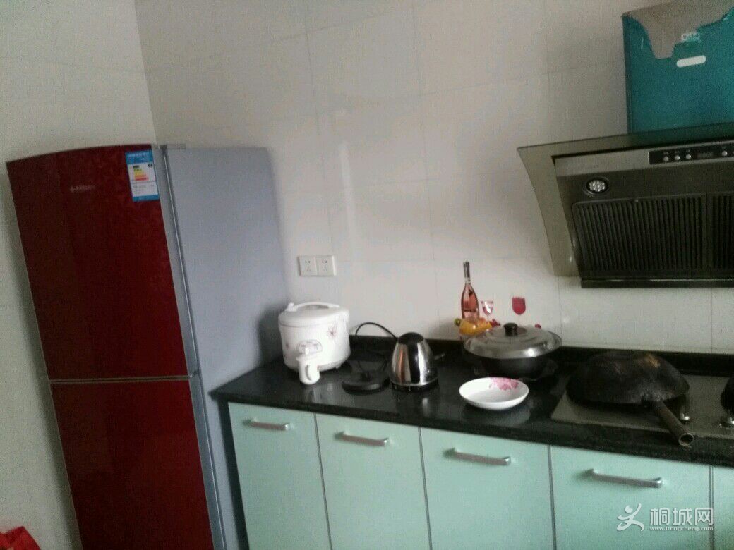23B7HQ3fNsit.jpg