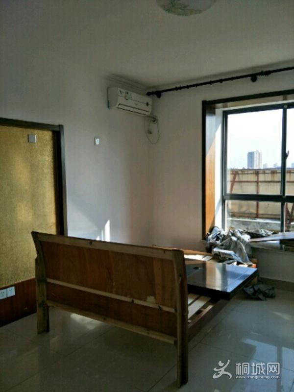 House_63eb987c-1c46-46d2-9e7e-788d6ca61537_big.jpg