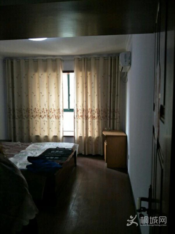 House_2a96bfc7-1b7a-4024-bdd8-6f92bb49a1f2_big.jpg