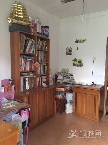 House_e65dda64-ab53-49b1-8ef5-cd256b59130f_big.jpg