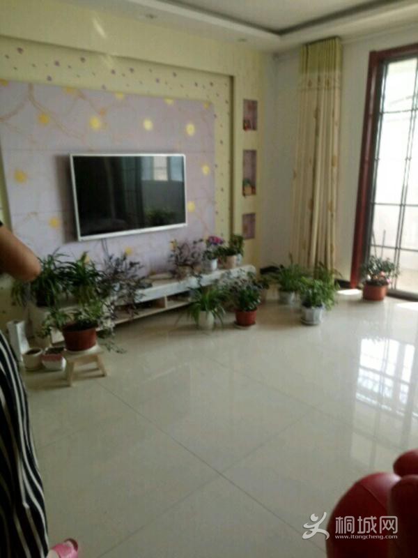 House_507062d6-750e-4845-9f70-215eb5649e50_big.jpg