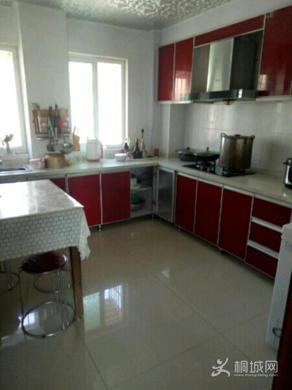 House_c887d90f-032d-4ebd-856f-0461cdaf2347_big.jpg