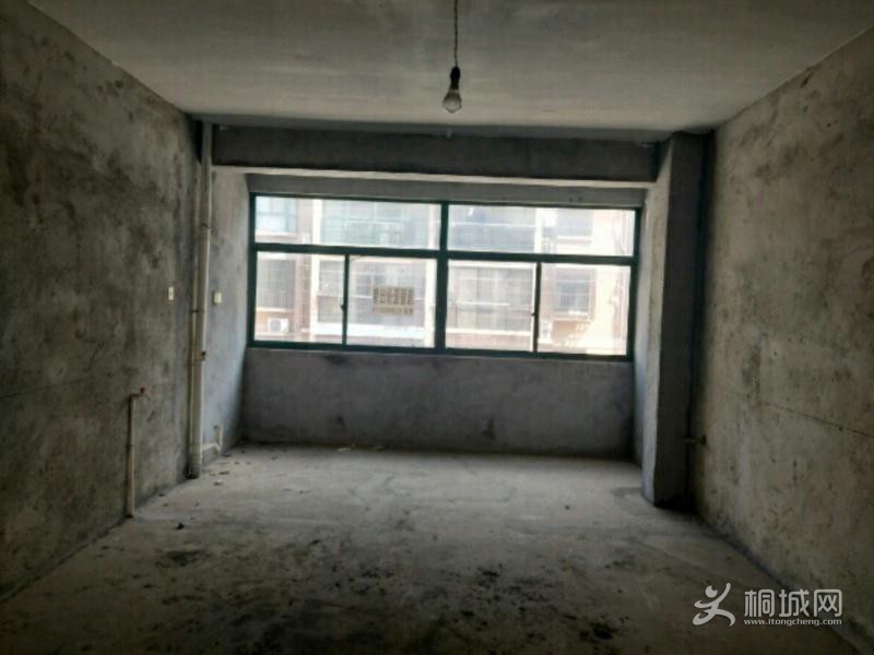 House_b8325200-7653-4bfd-afc2-18d0271220f0_big.jpg