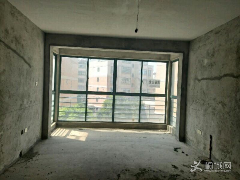 House_e79e7277-bec4-49aa-94cb-52b94b3d109f_big.jpg