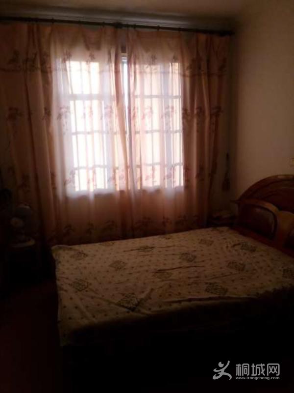House_38f4be14-04e9-480a-b1b0-6d5b372ea472_big.jpg