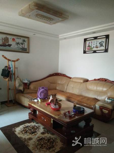 House_a4236fc4-5f7b-4e5f-8ac2-71a16432c8fd_big.jpg