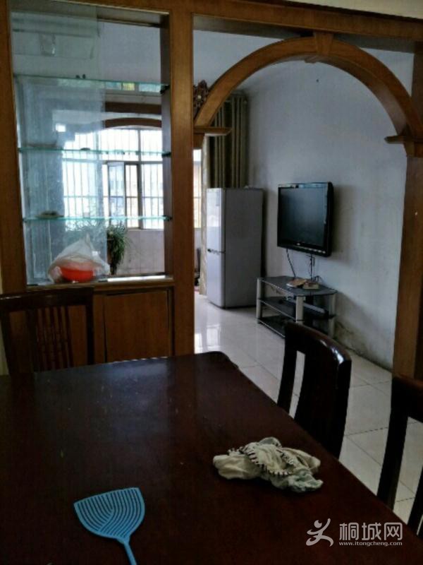 House_bf21214b-6ffc-4681-8bbf-bfa5ae13fe76_big.jpg