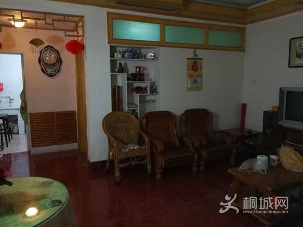 House_16651fb2-2d44-4df9-9f98-f1a765eda2fe_big.jpg