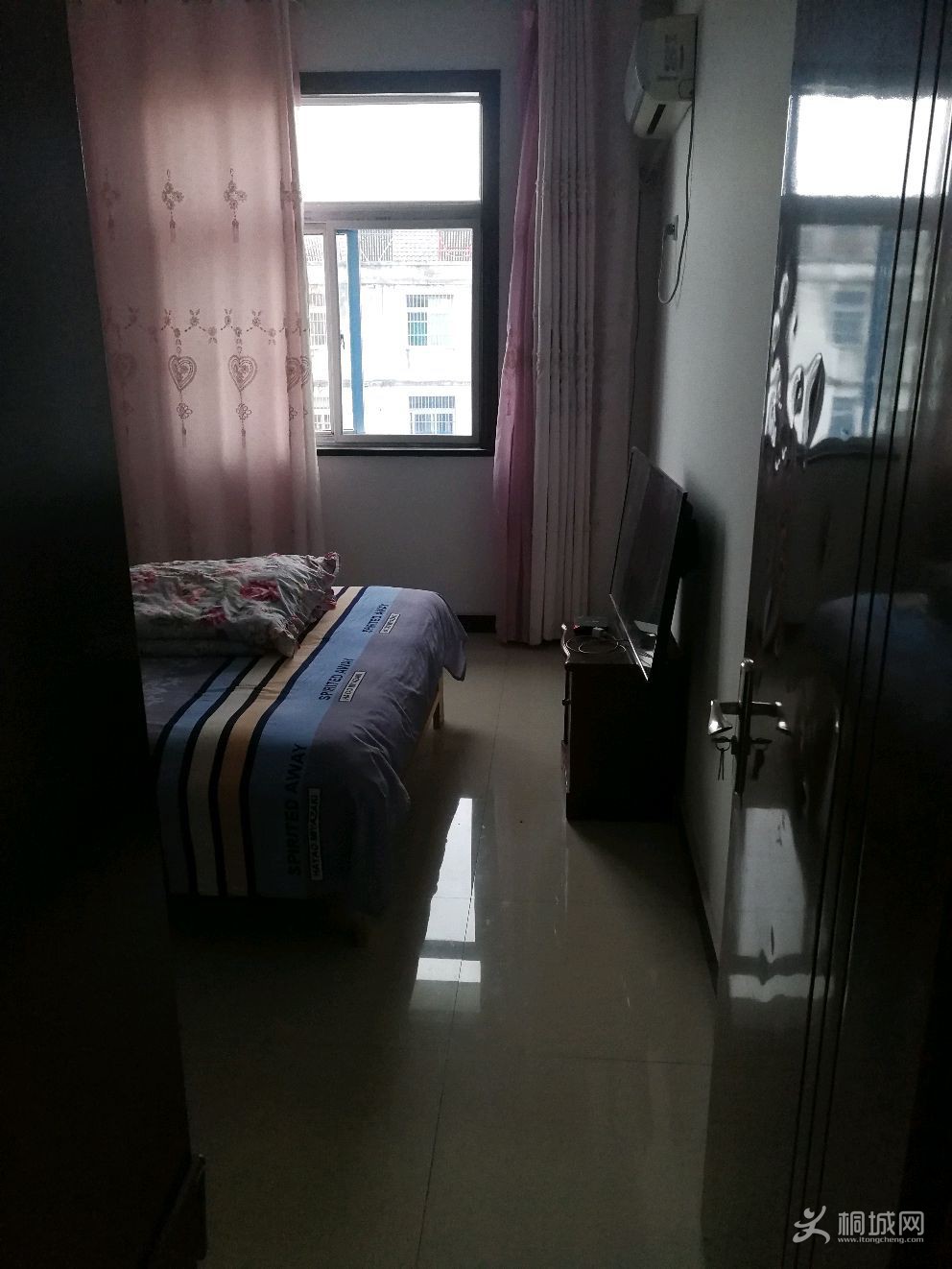 l3HQ3jDk1Tkj.jpg